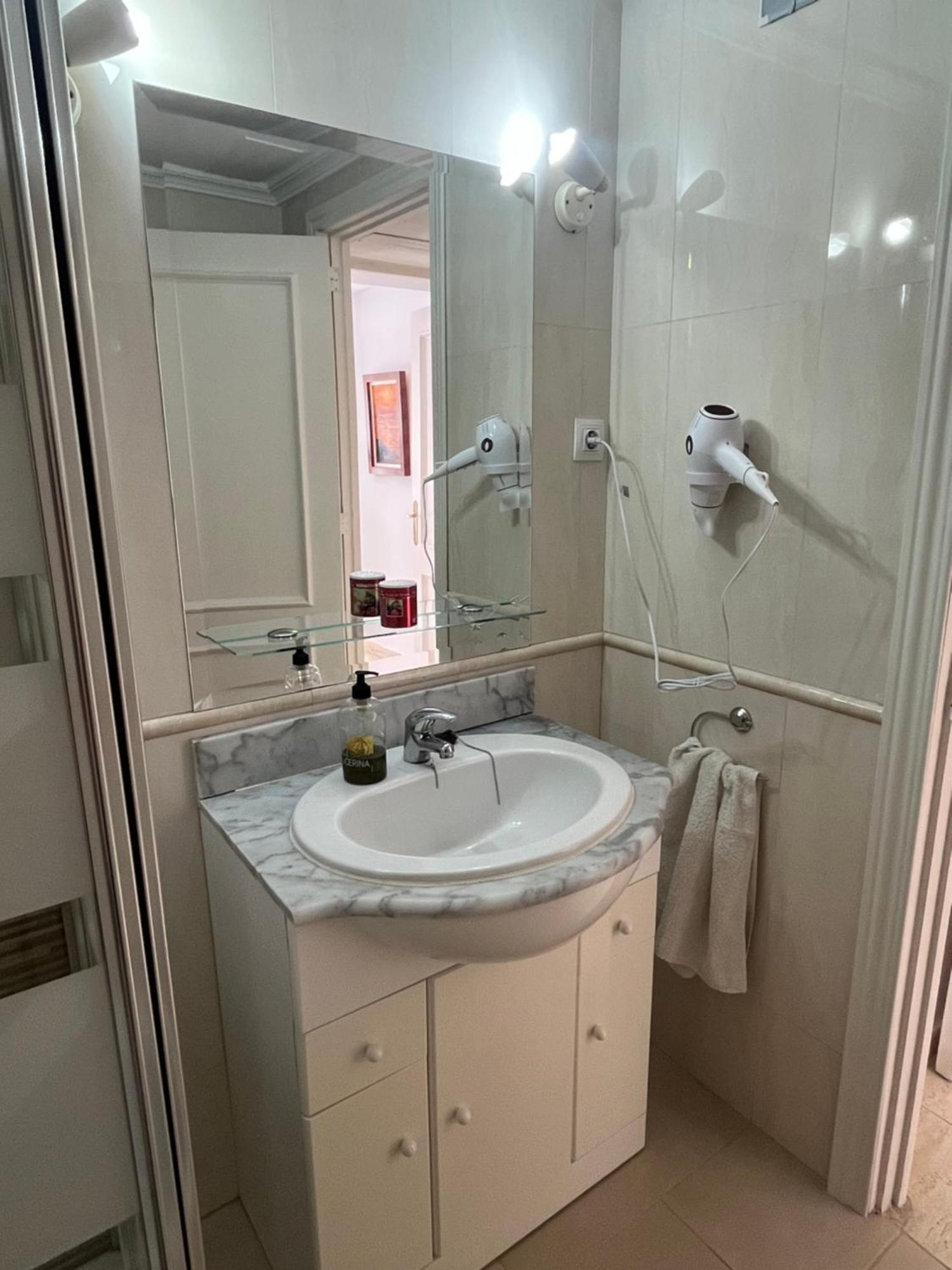 Apartamento Kristie Fuengirola Exteriör bild